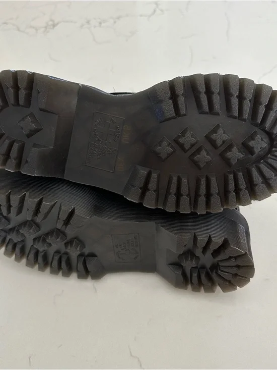 Dr. Martens Sinclair Boots - Picture 5 of 5